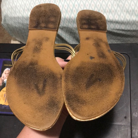 Flip flops - Picture 2 of 2